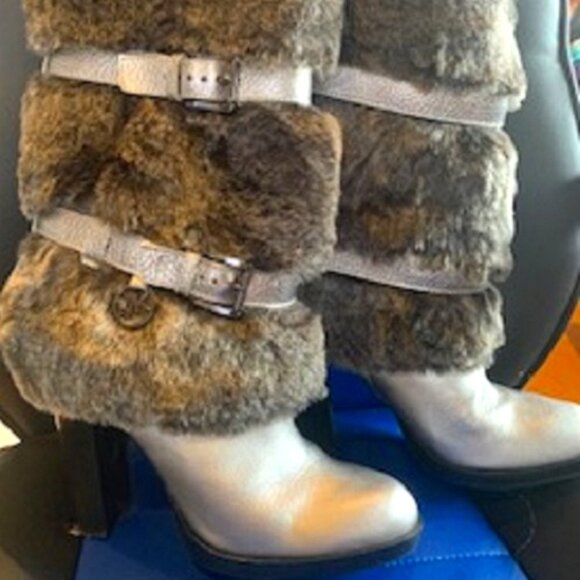 Michael Kors Carlie Gunmetal Silver Leather Boots Pull On Faux Fur 7 1/2M